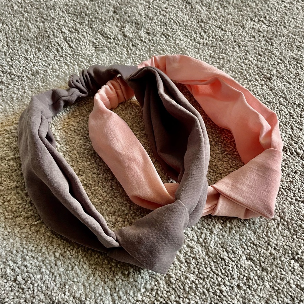 Lot of 2 - Lululemon topknot headbands pink and grey